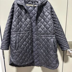 Athleta Whisper Featherless puffer jacket